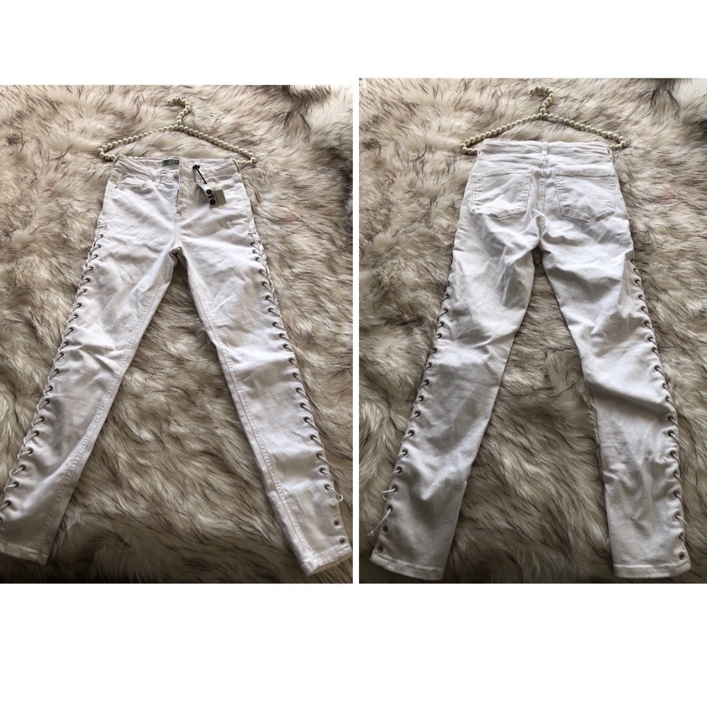 WHITE PANTS - Picture 2 of 3